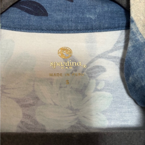 Spartina 449 Blue and White Floral Top - Picture 5 of 5